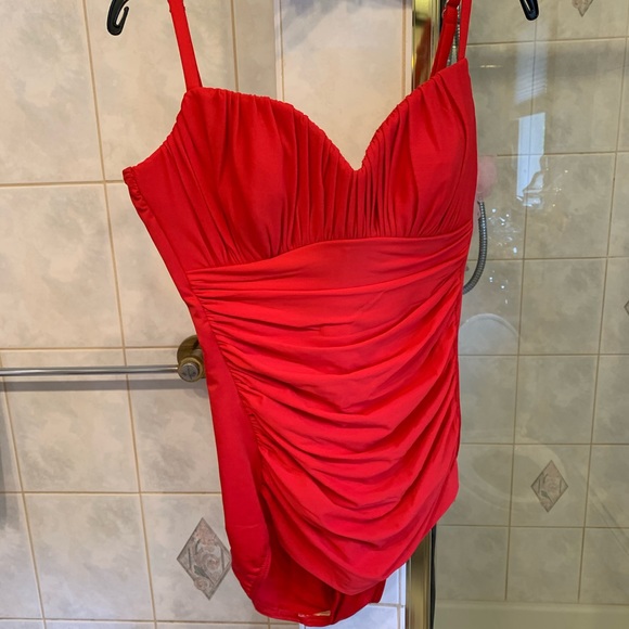 Bathing suit - Picture 2 of 2